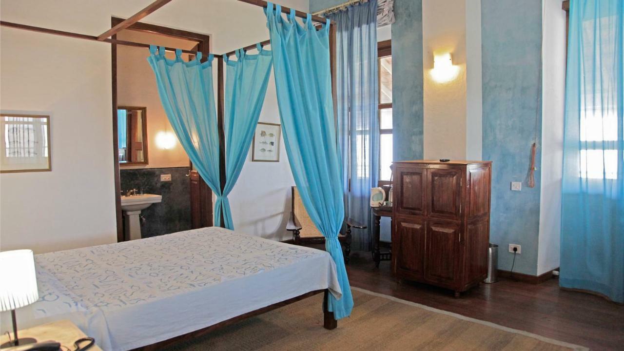 Neemrana'S - Bungalow On The Beach Tharangambadi Kültér fotó